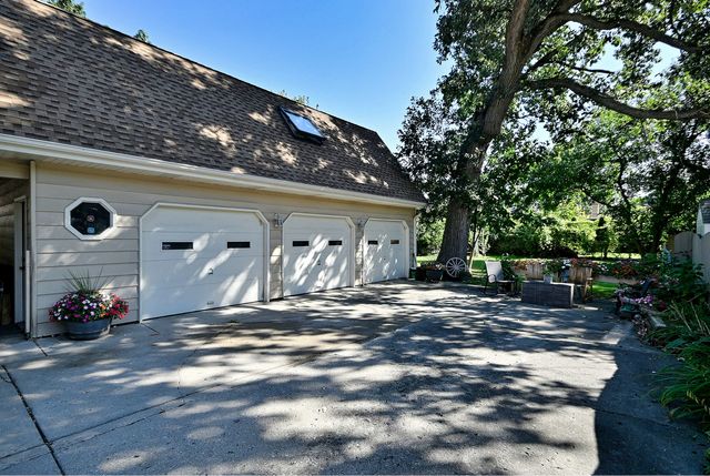 2407 Forest View Avenue, River Grove, IL 60171
