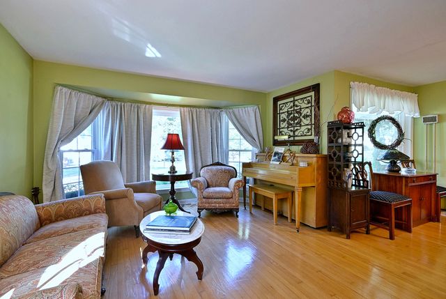 2407 Forest View Avenue, River Grove, IL 60171