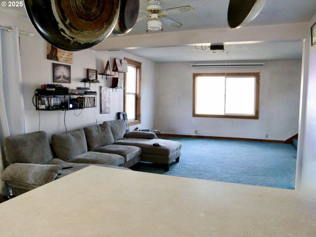 59720 HIGHWAY 26, John Day, OR 97845