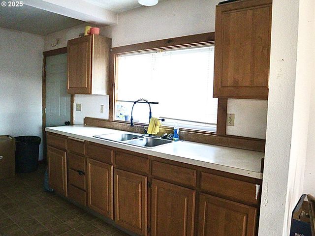 59720 HIGHWAY 26, John Day, OR 97845