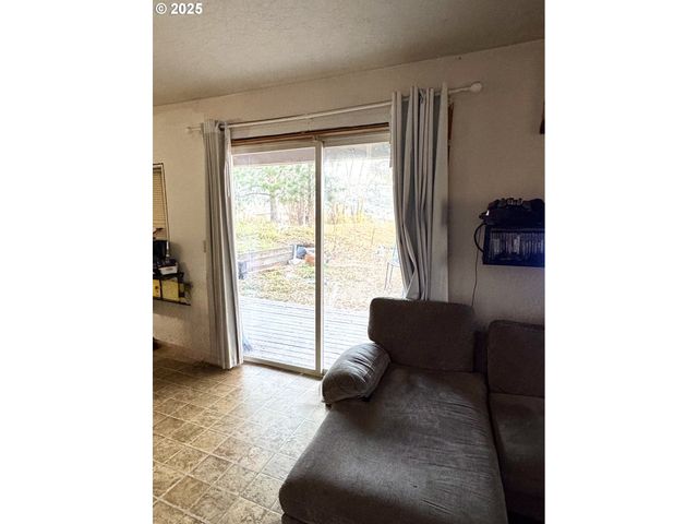59720 HIGHWAY 26, John Day, OR 97845