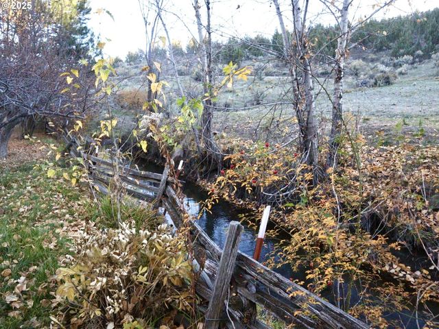 59720 HIGHWAY 26, John Day, OR 97845