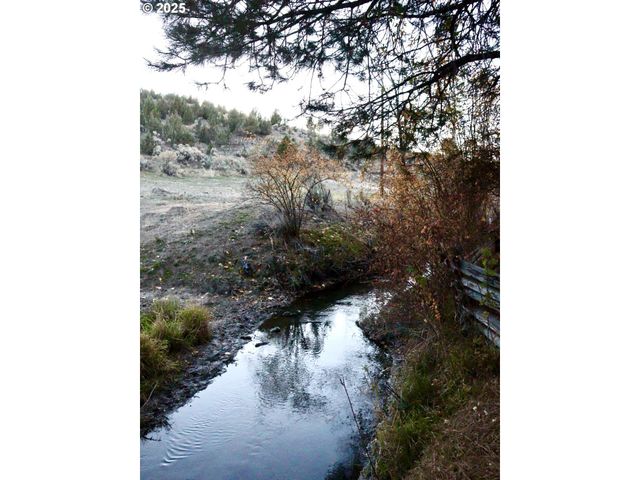 59720 HIGHWAY 26, John Day, OR 97845