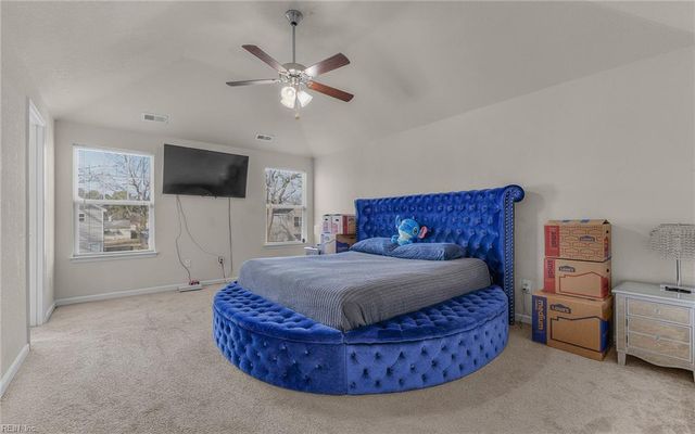 4110 1st ST, Chesapeake, VA 23324