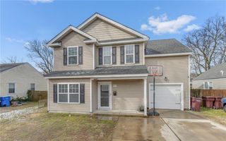 4110 1st ST, Chesapeake, VA 23324