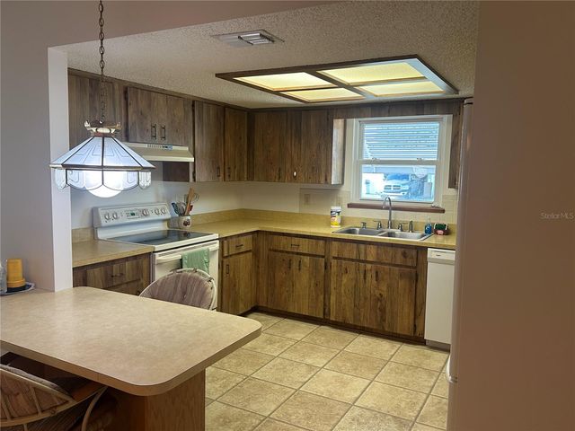 9941 SW 101ST LANE, Ocala, FL 34481