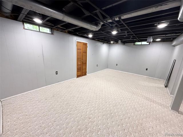 41732 Onaway Drive, Northville, MI 48167