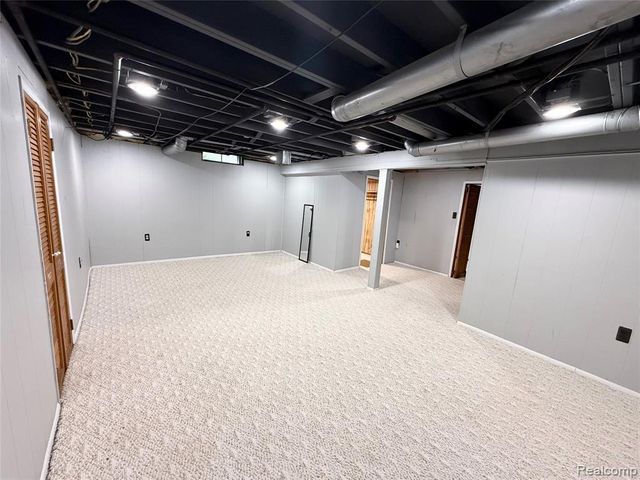 41732 Onaway Drive, Northville, MI 48167