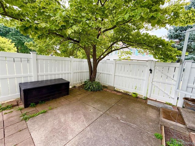 41732 Onaway Drive, Northville, MI 48167