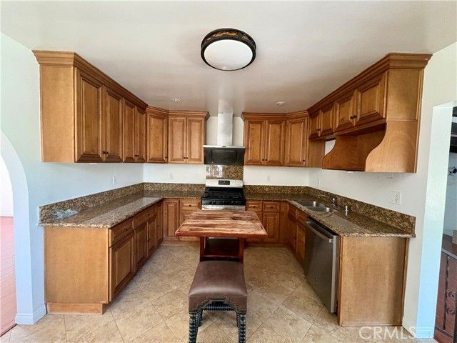 5421 W 120th, Inglewood, CA 90304