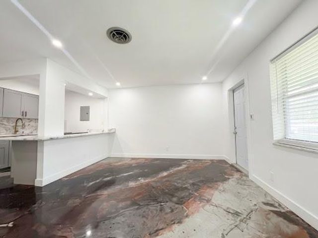 739 NE 13TH Court 2, Fort Lauderdale, FL 33304
