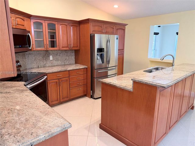 12821 SW 147th Lane Rd, Miami, FL 33186