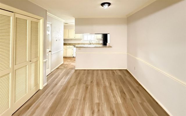 1313 Reddleshire Lane 1313, Houston, TX 77043