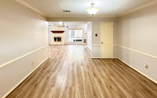 1313 Reddleshire Lane 1313, Houston, TX 77043