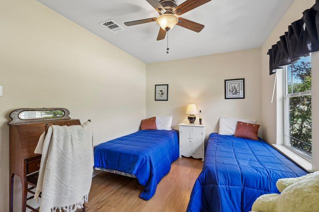 284 Wetzel, Kyle, TX 78640
