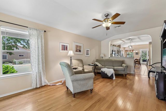 284 Wetzel, Kyle, TX 78640