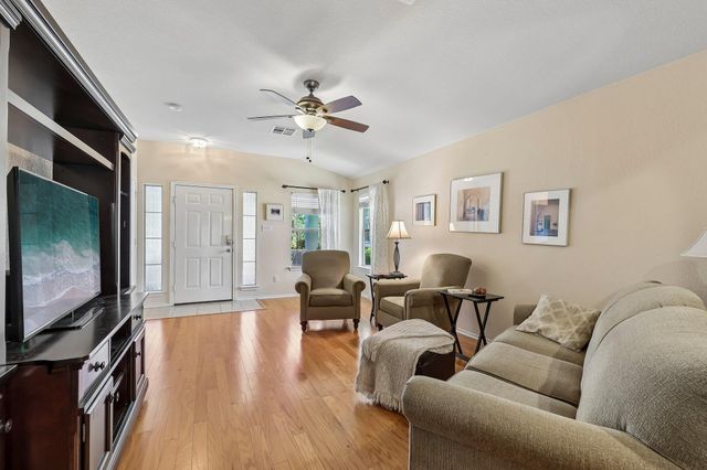 284 Wetzel, Kyle, TX 78640