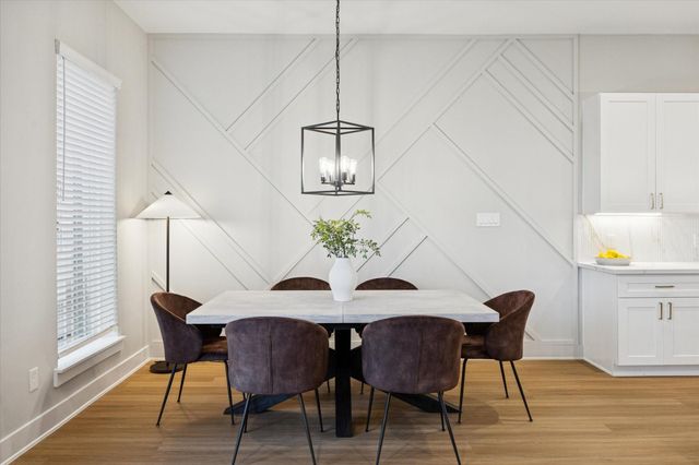 719 Thornton Road B, Houston, TX 77018