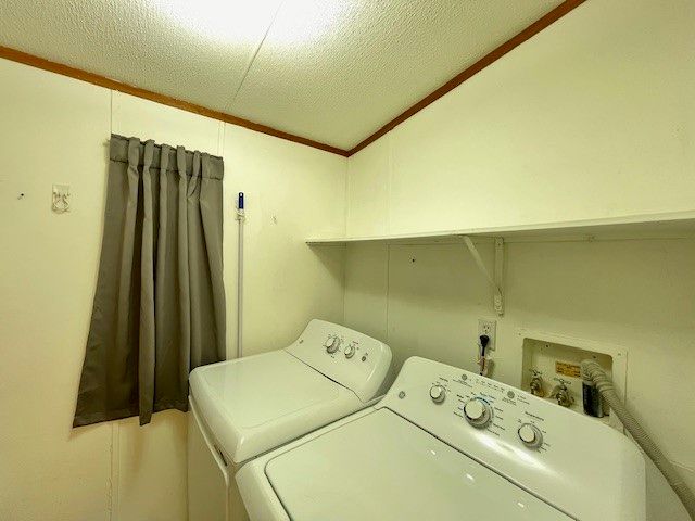 306 Pisces Drive, Granbury, TX 76049