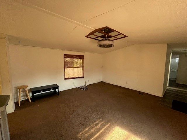 306 Pisces Drive, Granbury, TX 76049