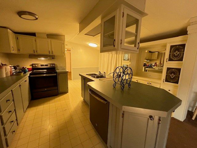 306 Pisces Drive, Granbury, TX 76049