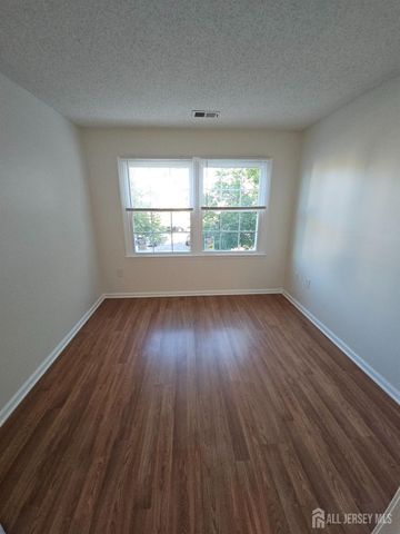 1226 Edpas Road, New Brunswick, NJ 08901