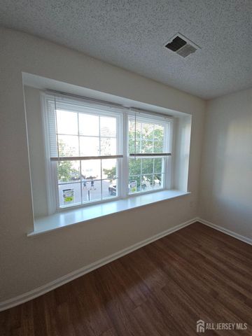 1226 Edpas Road, New Brunswick, NJ 08901