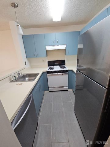 1226 Edpas Road, New Brunswick, NJ 08901