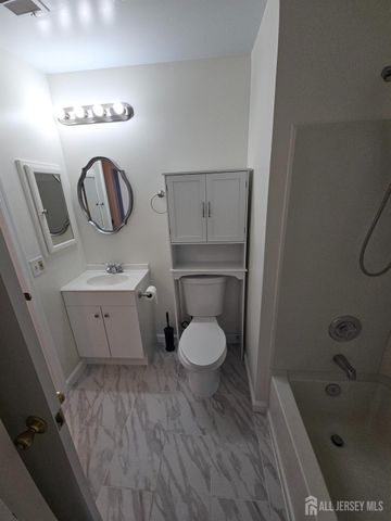 1226 Edpas Road, New Brunswick, NJ 08901