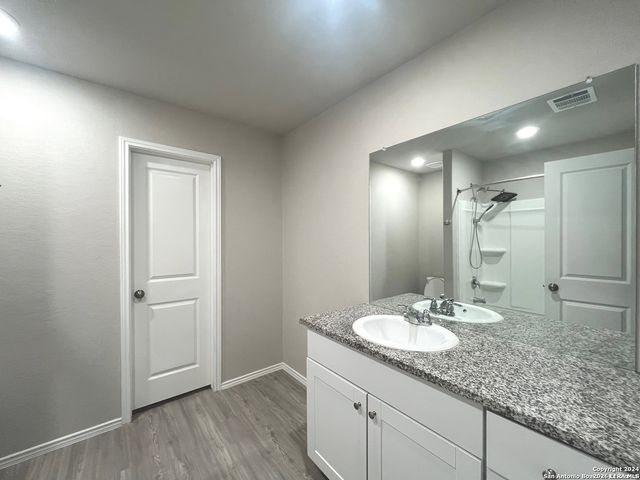 5360 Forbs Ln, Bulverde, TX 78163