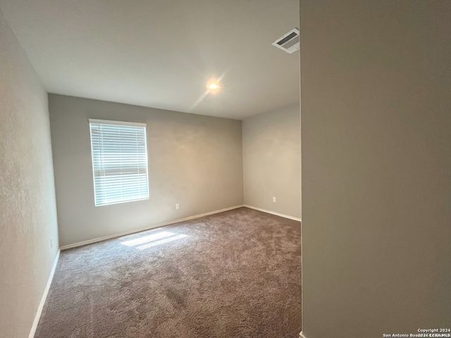 5360 Forbs Ln, Bulverde, TX 78163