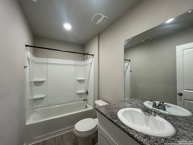 5360 Forbs Ln, Bulverde, TX 78163