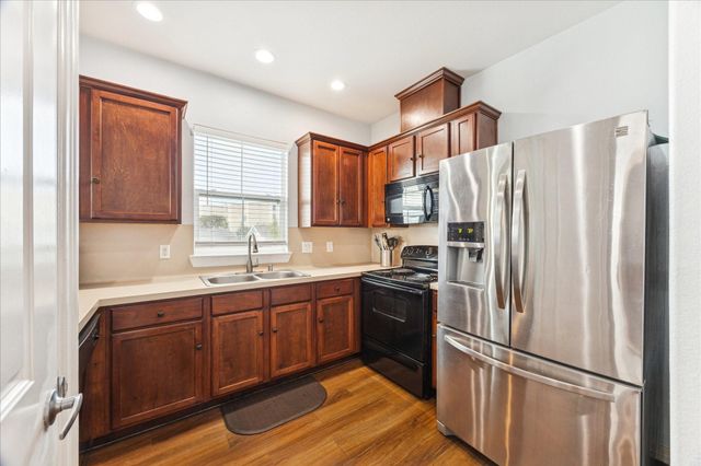 5906 Weber Avenue, Galveston, TX 77551