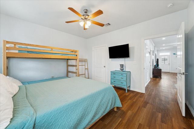 5906 Weber Avenue, Galveston, TX 77551