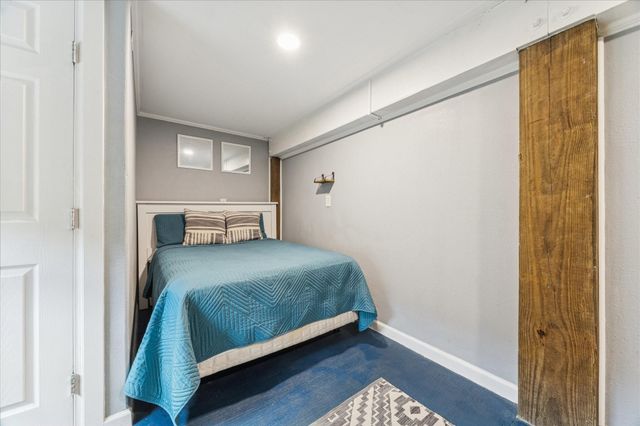 5906 Weber Avenue, Galveston, TX 77551