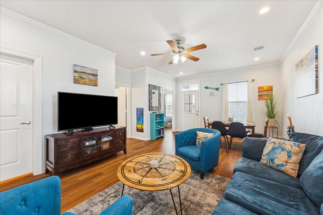 5906 Weber Avenue, Galveston, TX 77551