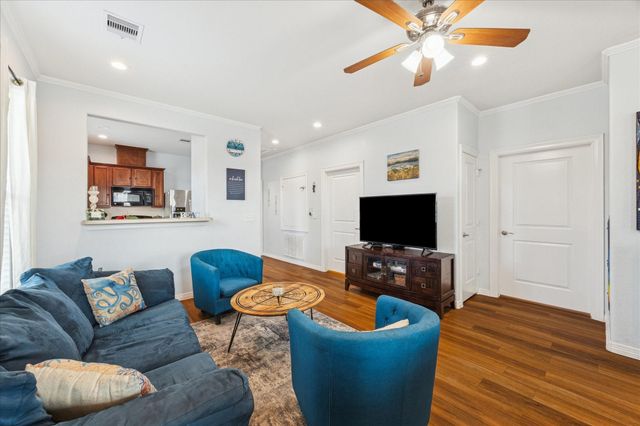 5906 Weber Avenue, Galveston, TX 77551