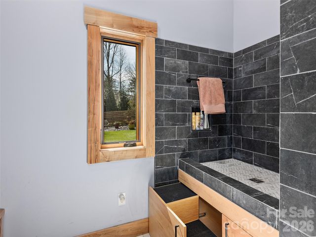 15 Sourwood Lane, Fletcher, NC 28732