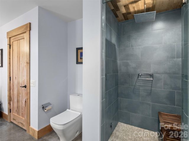 15 Sourwood Lane, Fletcher, NC 28732