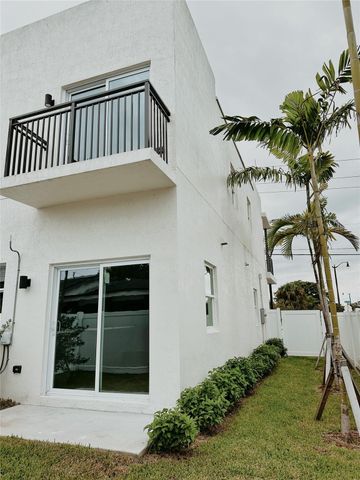 480 NW 27th Avenue, Pompano Beach, FL 33069