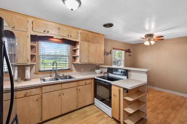 1700 Cottage Avenue E, Saint Paul, MN 55106