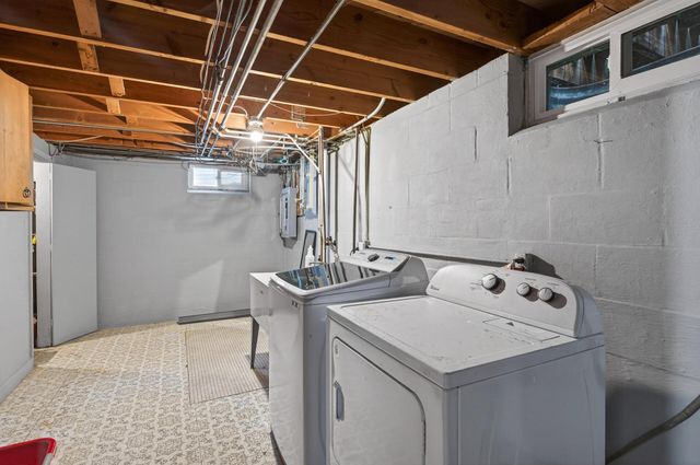 1700 Cottage Avenue E, Saint Paul, MN 55106