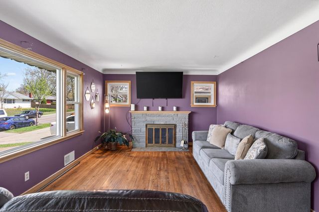 1700 Cottage Avenue E, Saint Paul, MN 55106