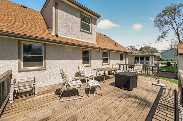 1700 Cottage Avenue E, Saint Paul, MN 55106