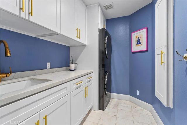 22291 Amber Rose, Mission Viejo, CA 92692