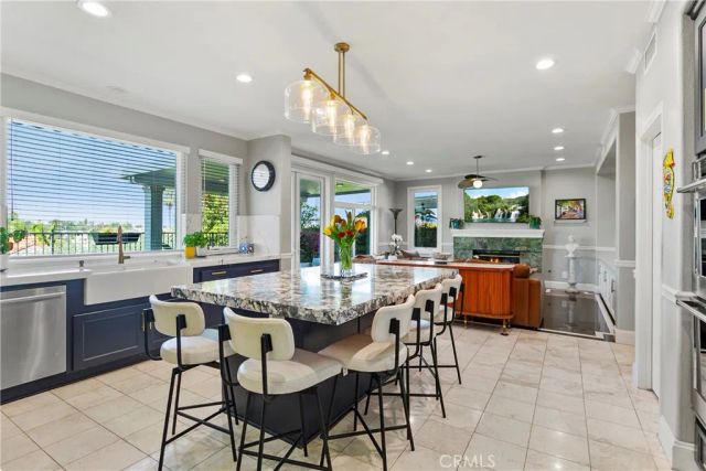 22291 Amber Rose, Mission Viejo, CA 92692