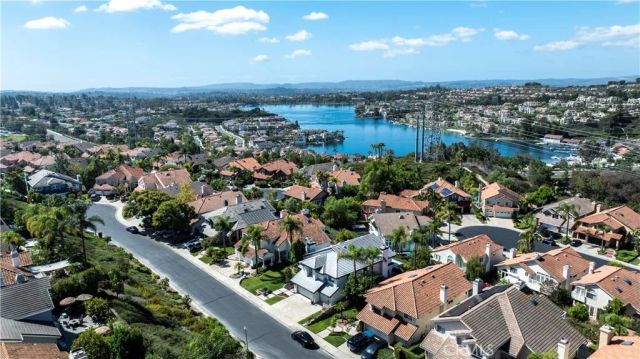 22291 Amber Rose, Mission Viejo, CA 92692