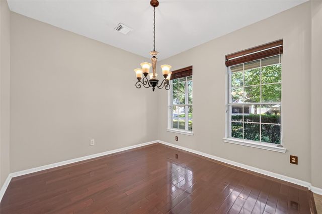 66 N Delta Mill Circle, Conroe, TX 77385