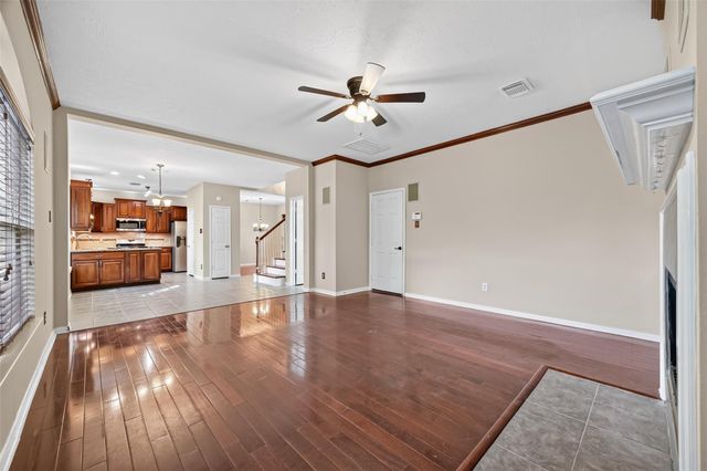66 N Delta Mill Circle, Conroe, TX 77385