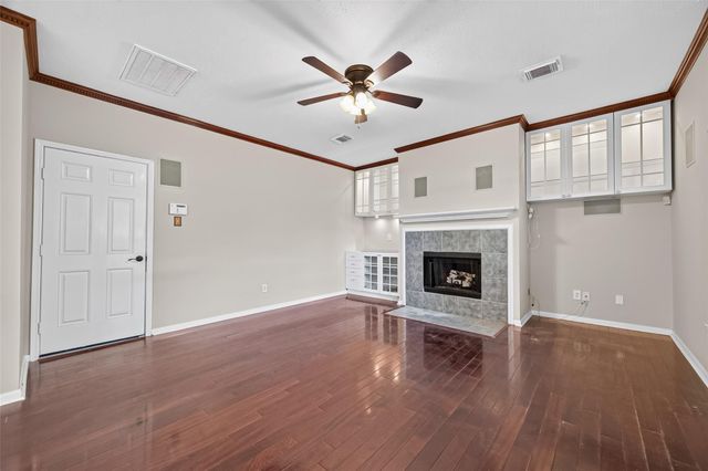 66 N Delta Mill Circle, Conroe, TX 77385